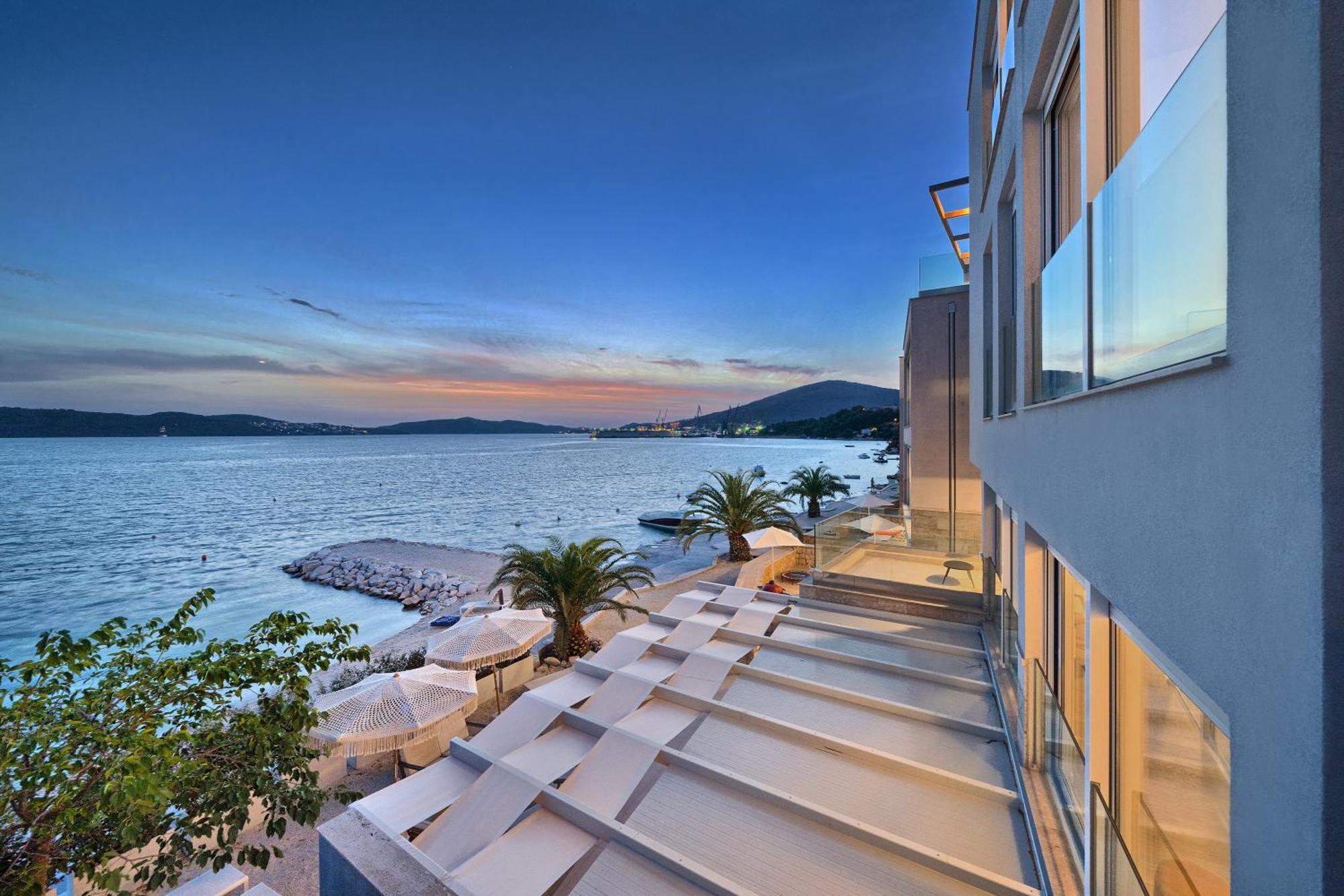 Livingstone Beach House Trogir Bagian luar foto