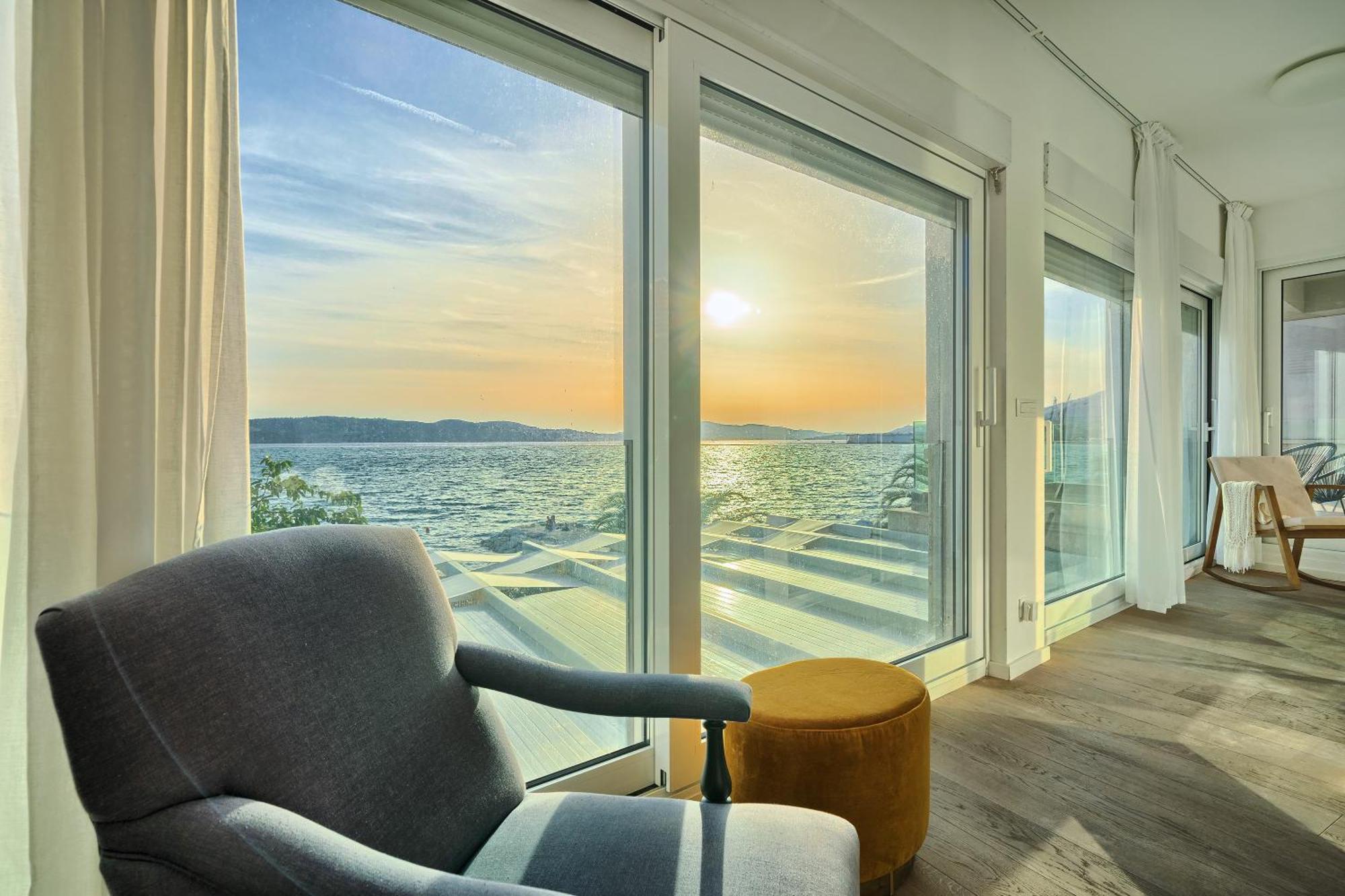 Livingstone Beach House Trogir Bagian luar foto