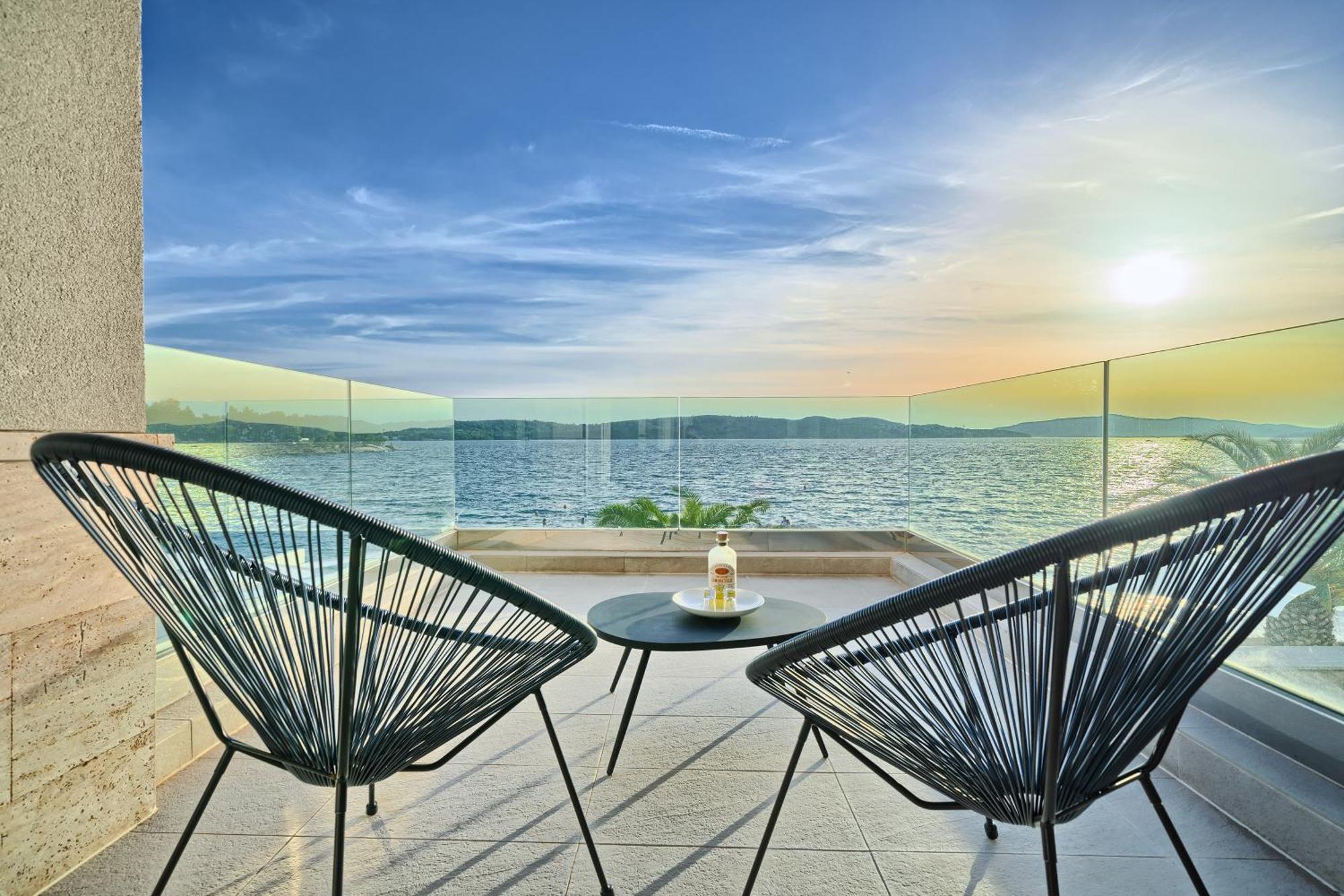 Livingstone Beach House Trogir Bagian luar foto