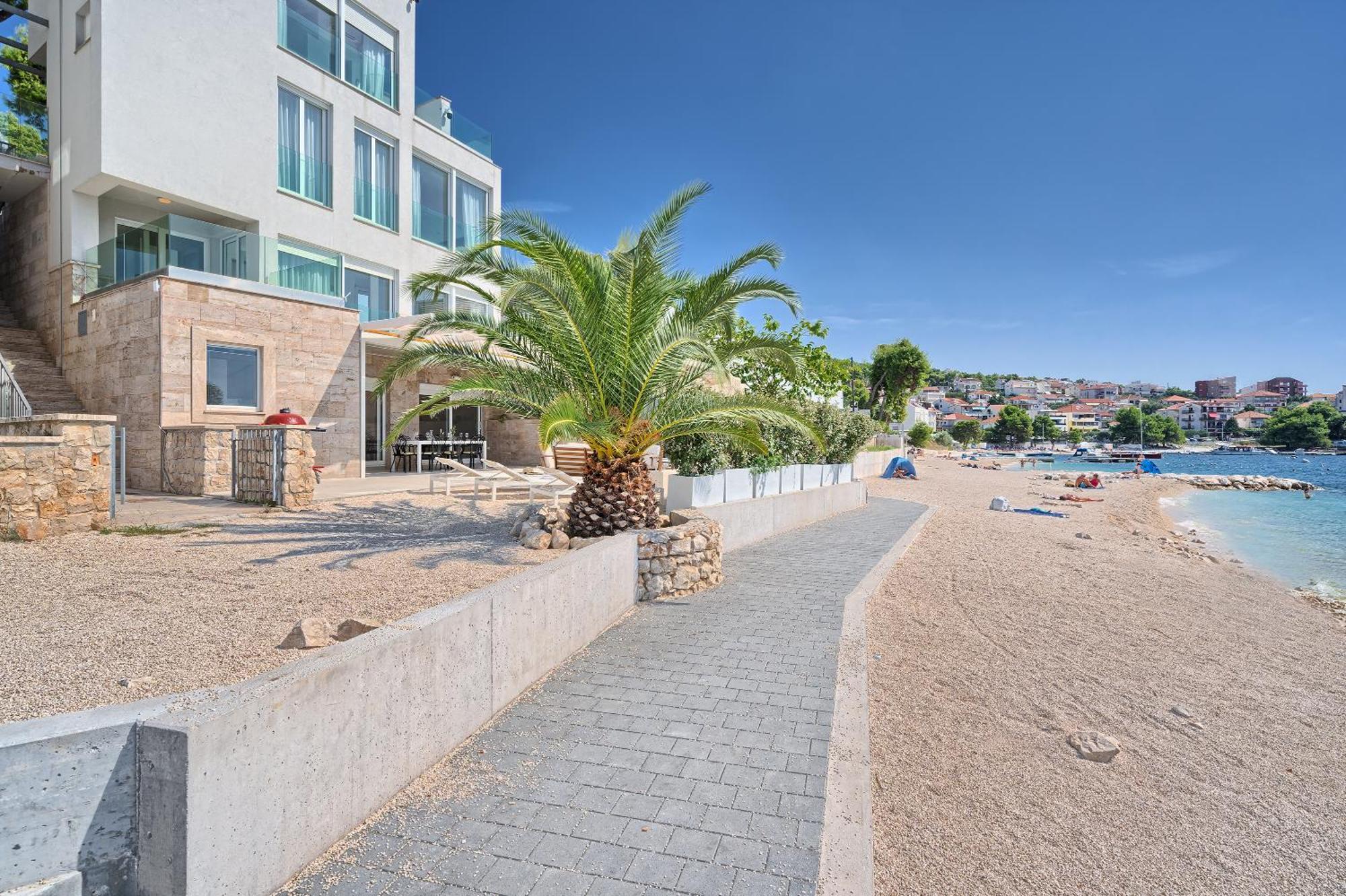 Livingstone Beach House Trogir Bagian luar foto
