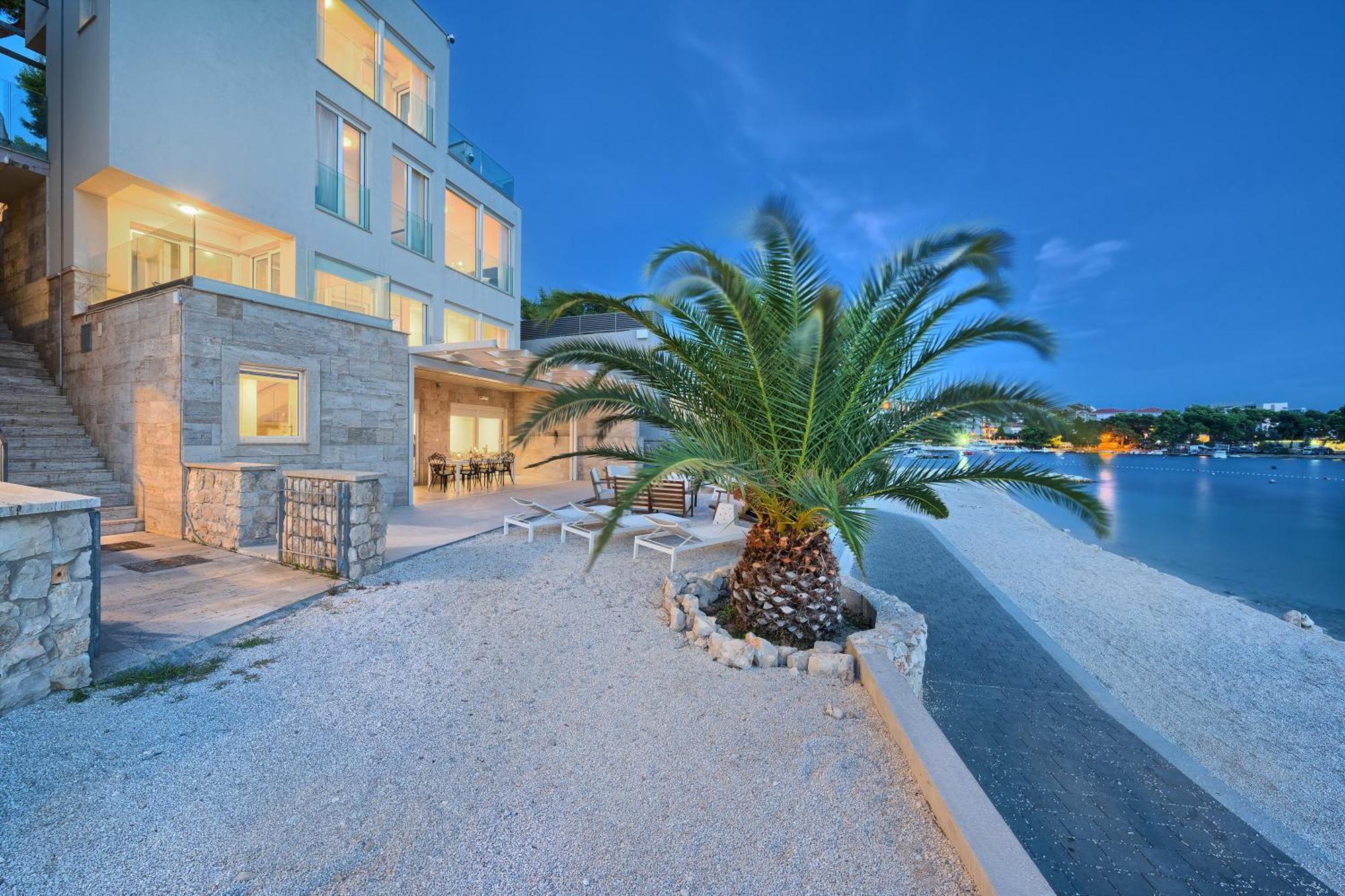 Livingstone Beach House Trogir Bagian luar foto