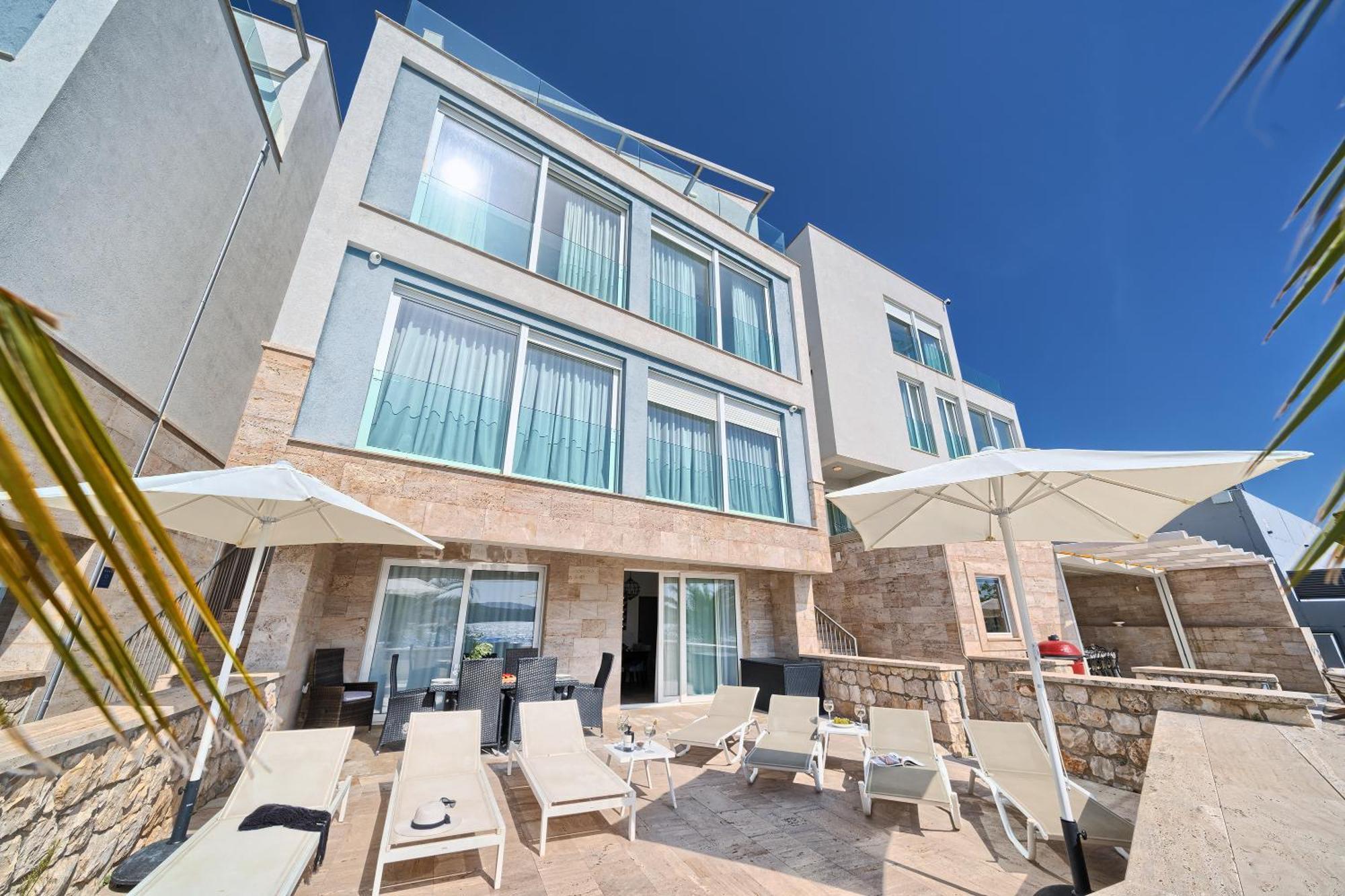 Livingstone Beach House Trogir Bagian luar foto