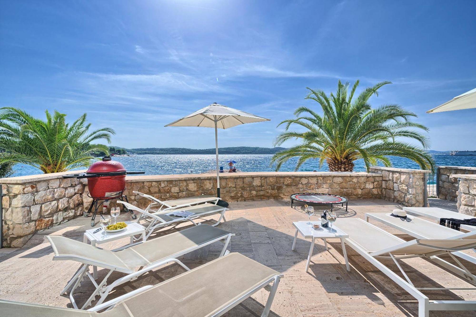 Livingstone Beach House Trogir Bagian luar foto