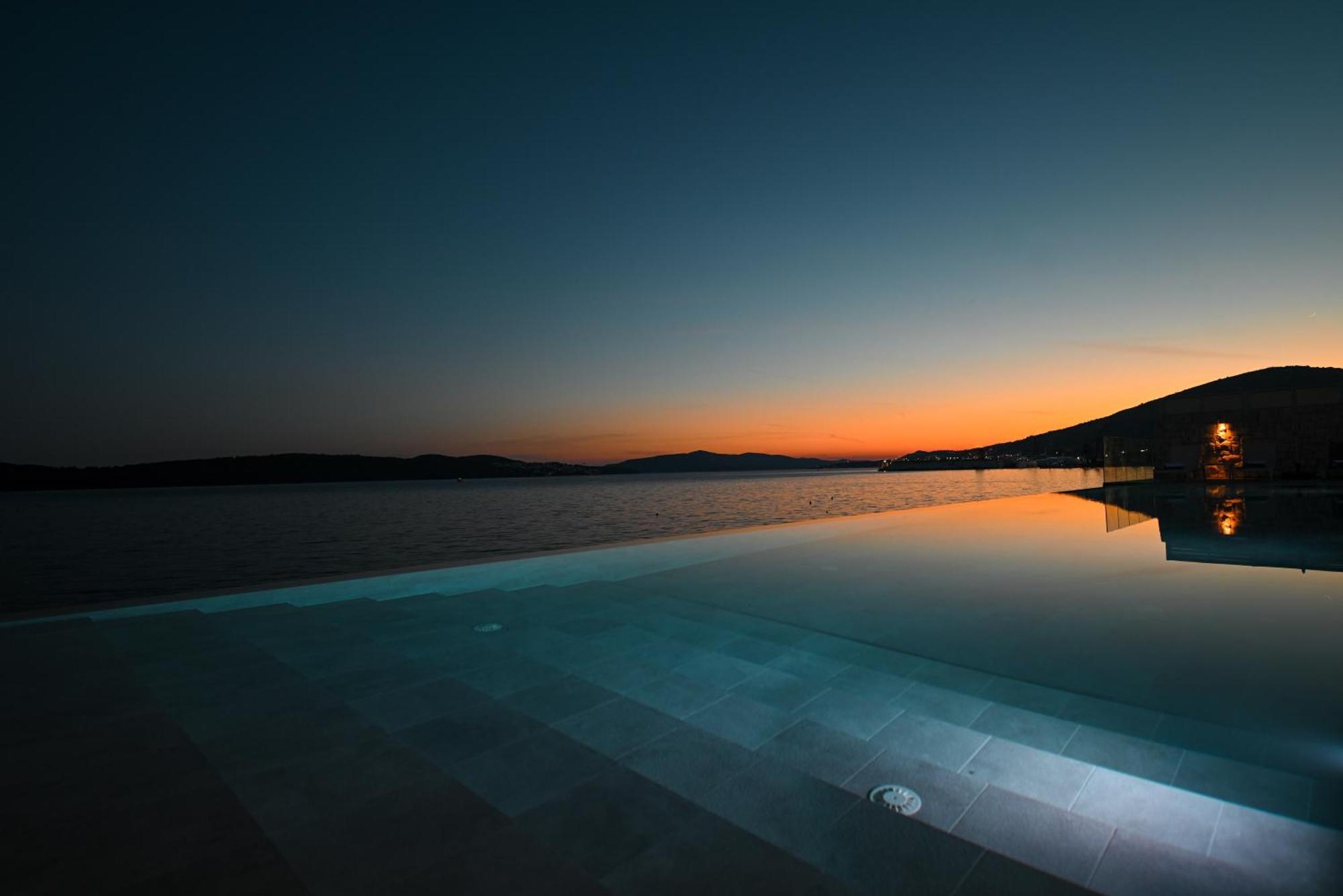 Livingstone Beach House Trogir Bagian luar foto